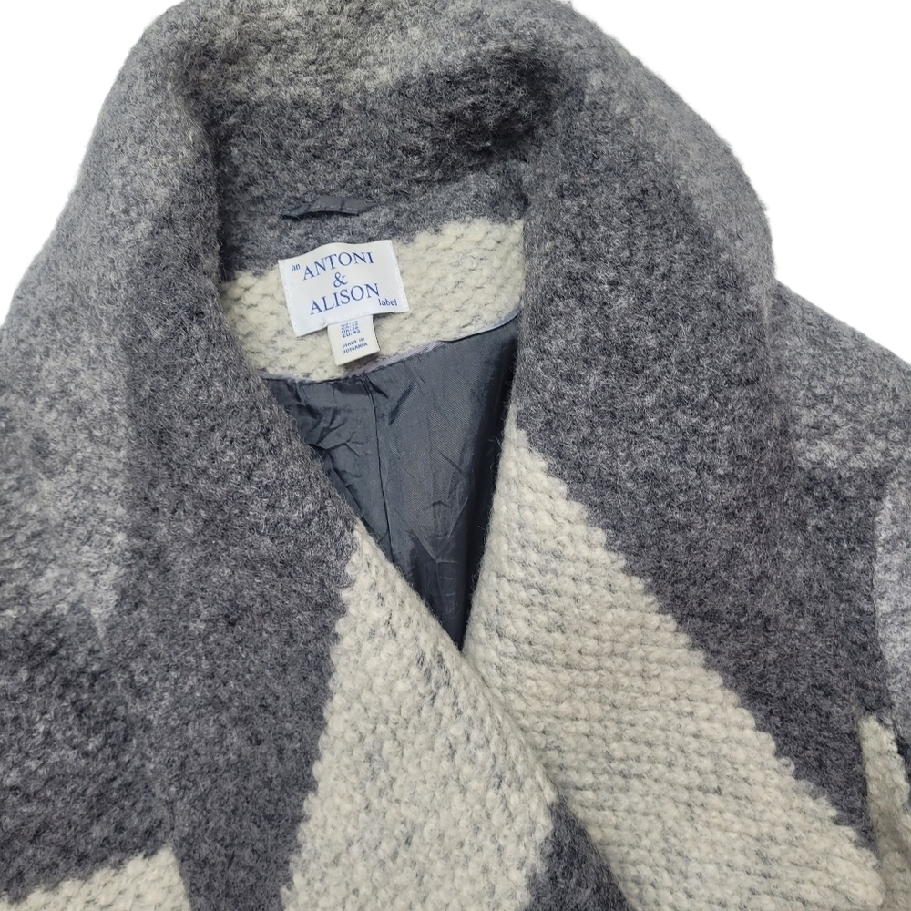 Antoni & Alison Size 12 Stylish Gray and Cream Women's Coat - Picture 2 of 7